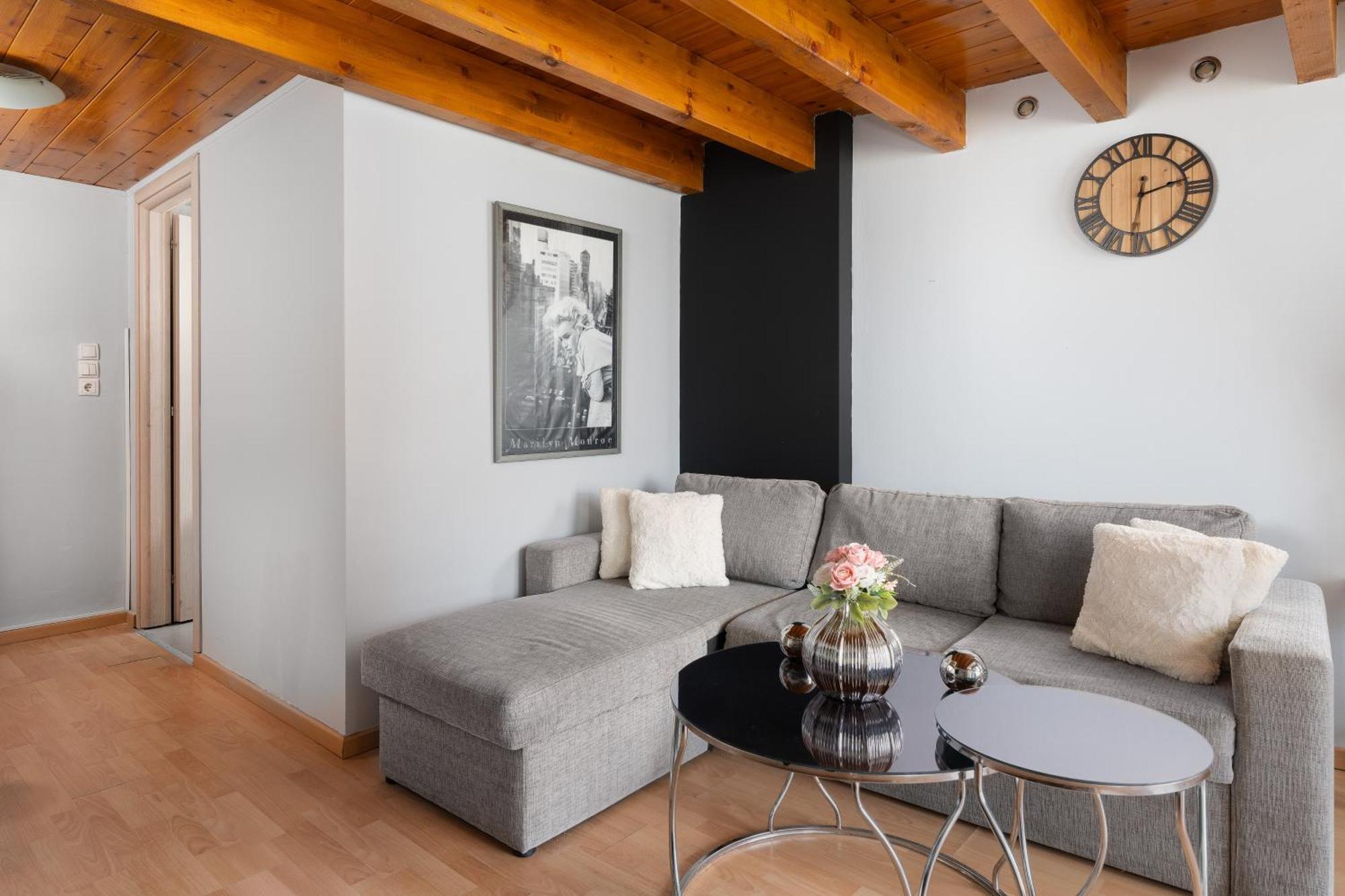 Cavo Apartment *